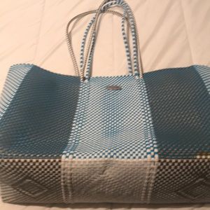 Braided vinyl beach bag